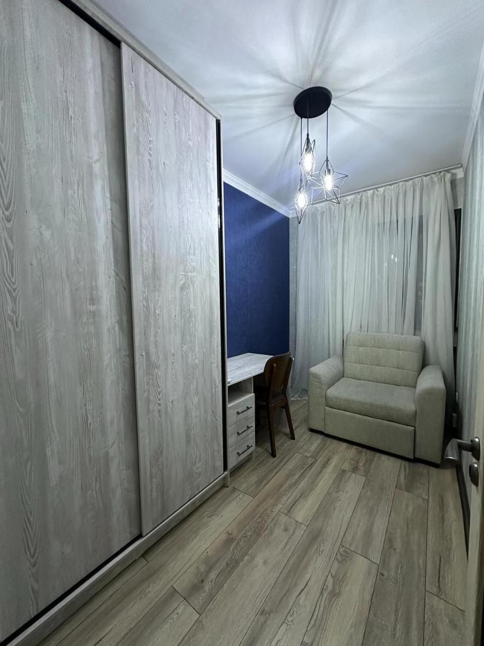 Apartment Tashkent 3 Bedrooms Екстер'єр фото